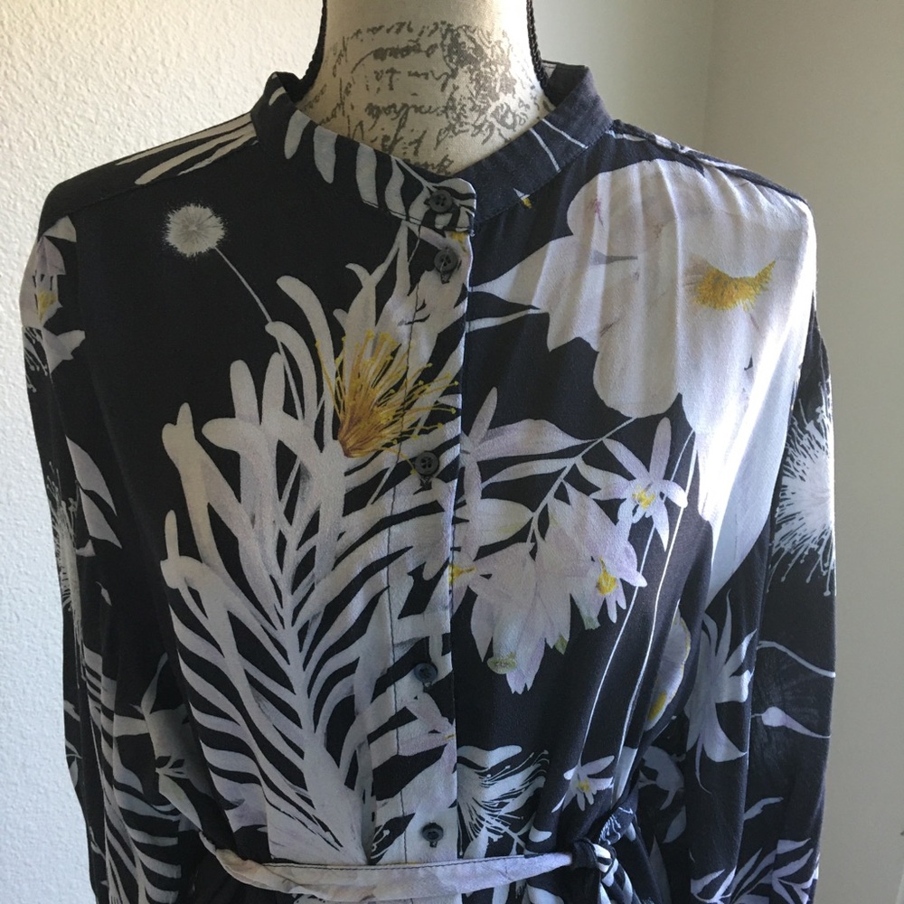 Anna Glover H&M label floral dress/tunic